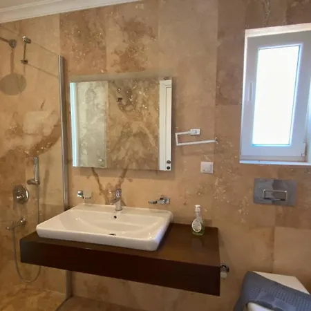 빌라 7 Bedroom 5252
