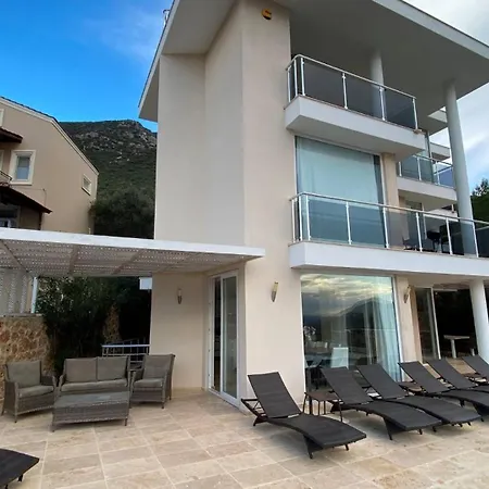 7 Bedroom 5252 * Kalkan